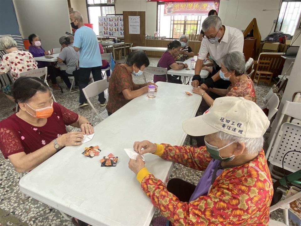 111年多元閱讀推廣活動-7/28摺紙動動腦DIY研習營摺紙動動腦DIY研習營