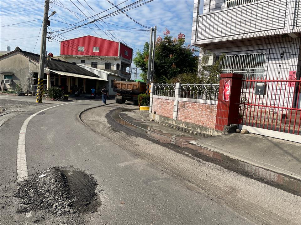 埤頭鄉陸嘉村中華路(彰184)等道路改善工程施工中