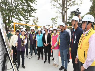 視察田尾怡心園優化工程 可望年底前完工春節開放