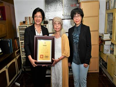 獻上最高榮耀！「跨越語言的一代」彰化文學家林亨泰榮獲第43屆行政院文化獎