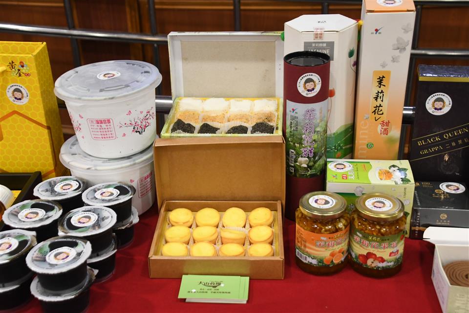縮圖：12學校創意行銷競賽