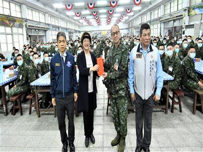 嘉義中坑營區探視彰化子弟兵 盼快樂當兵，平安退伍