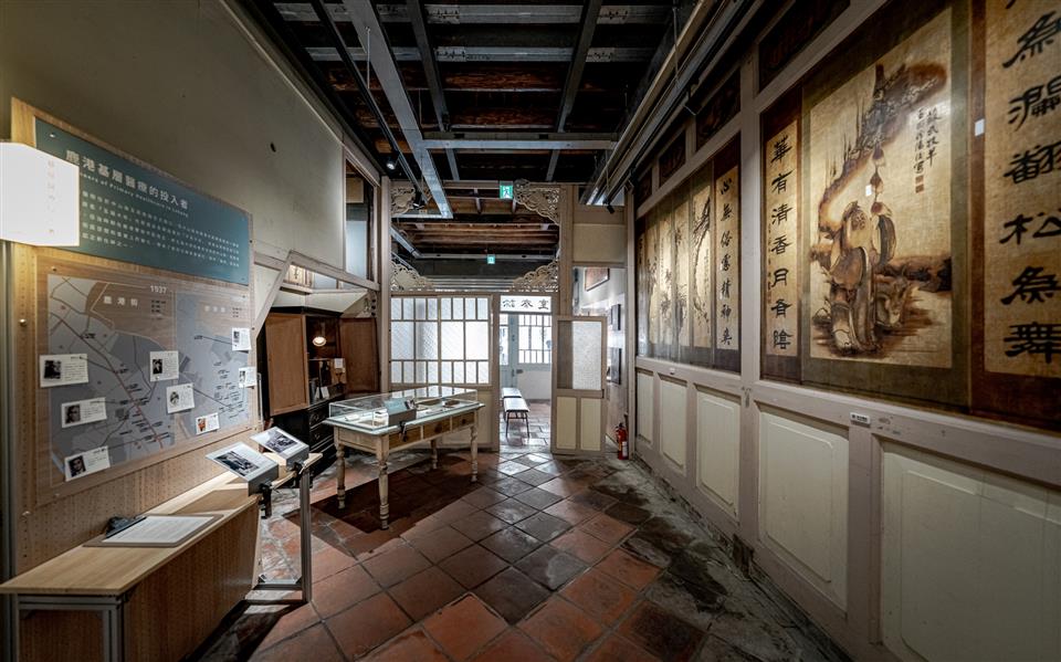 縮圖：03長源醫院－鹿港歷史影像館1F常設展區©原間影像-朱逸文攝影
