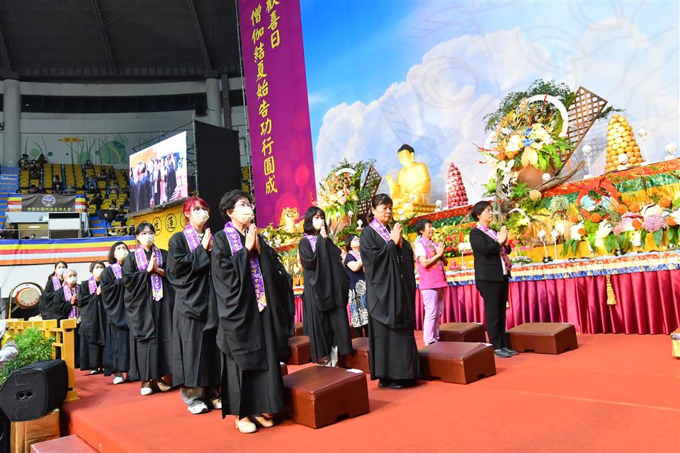 縮圖：05供佛齋僧大會祈福