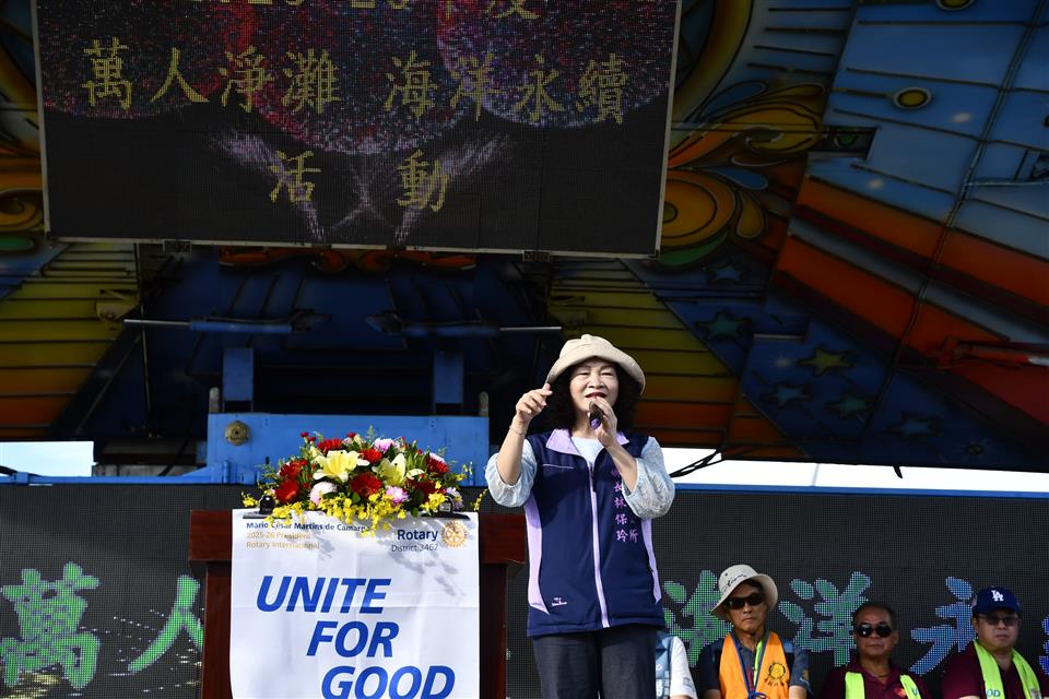 縮圖：08 國際扶輪社鄉長致詞