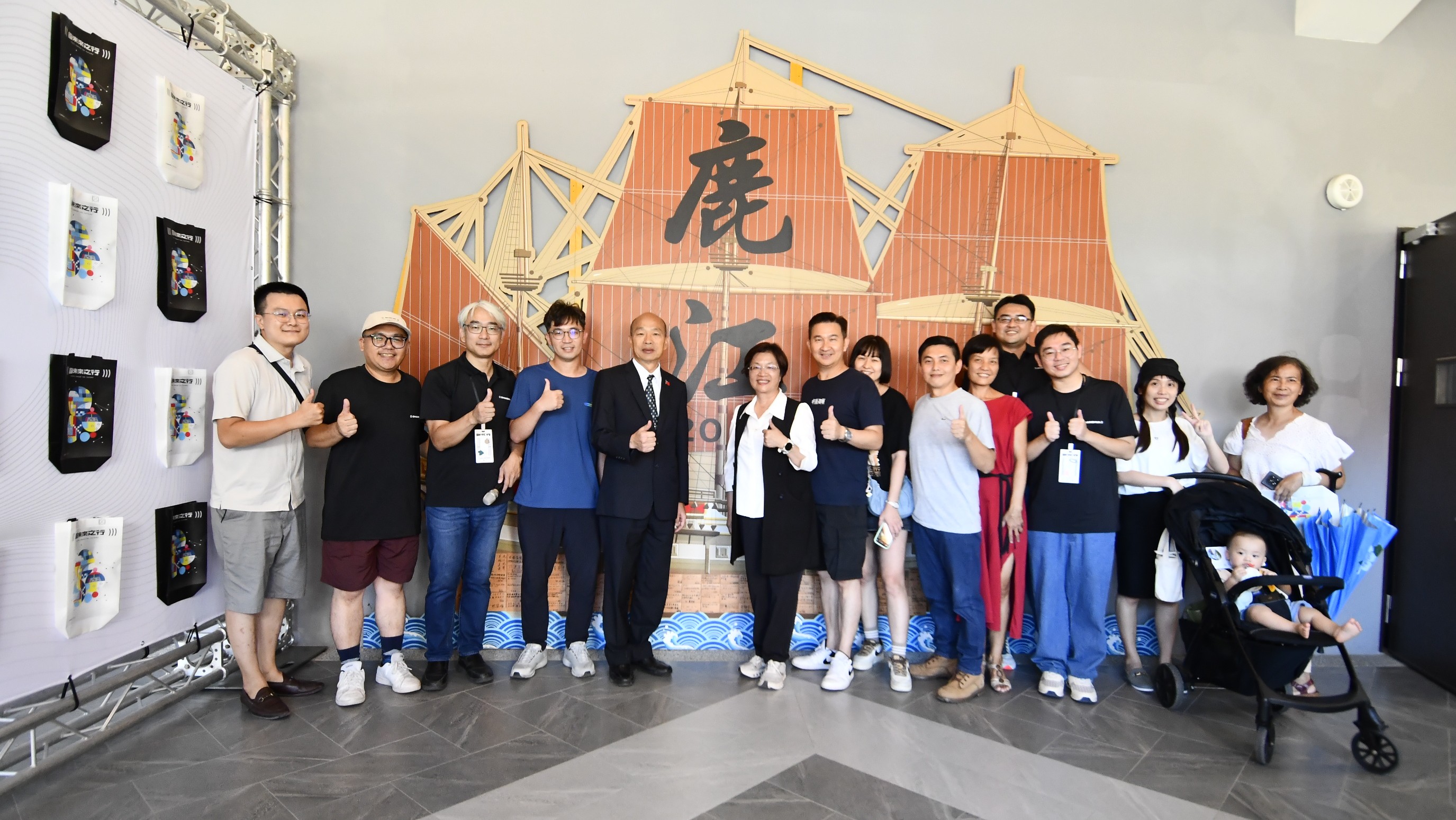 圖立法院長韓國瑜到訪2025台灣設計展　感受彰化無限魅力