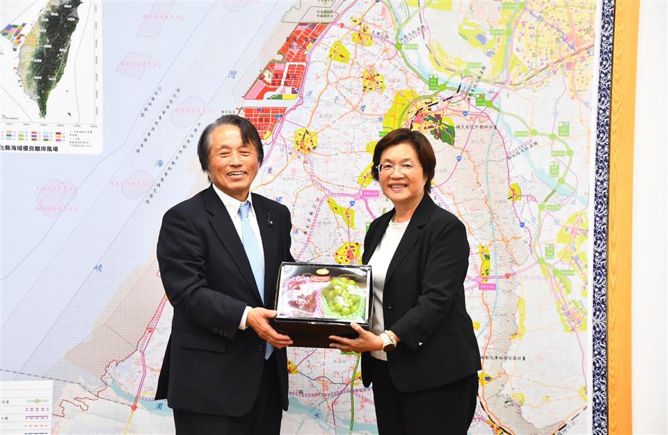 縮圖：02禮物交換