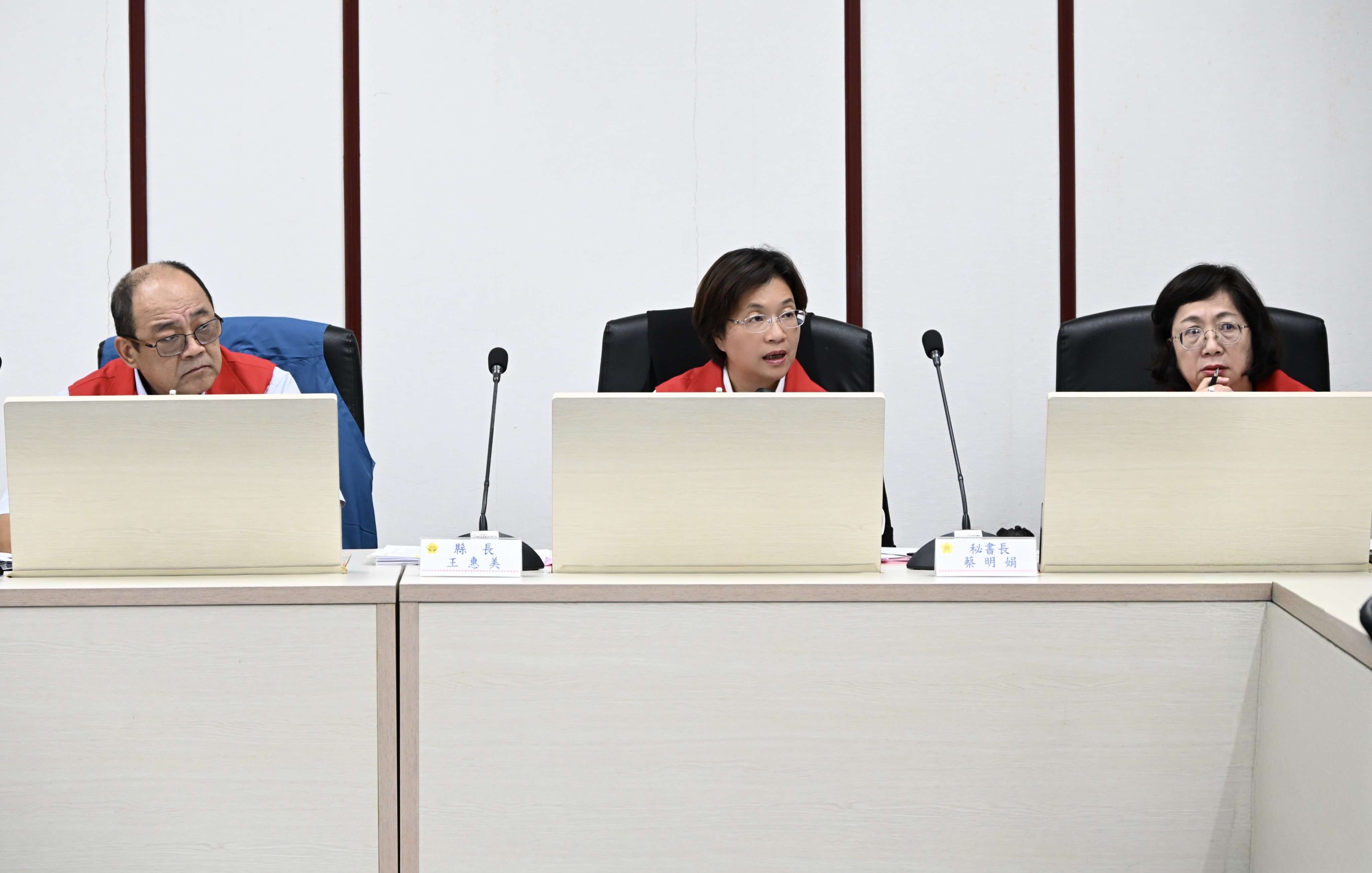 圖彰化縣鳳凰颱風第1次防颱整備應變會議 九項裁示加強防颱