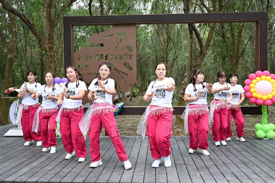 縮圖：26開場表演