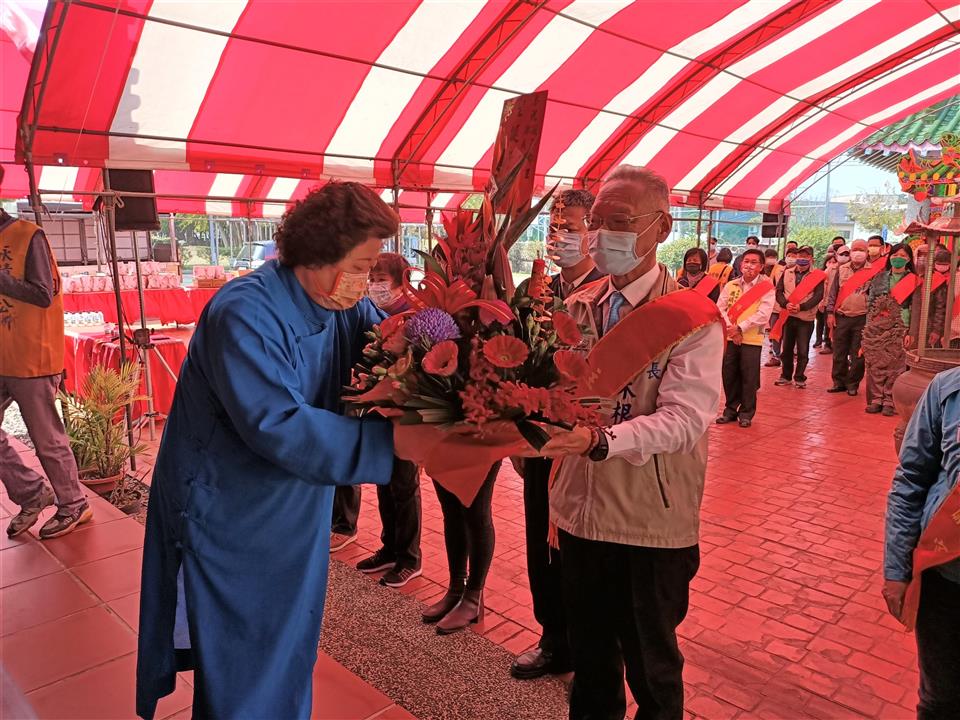 永靖鄉各界恭祝延平郡王鄭成功聖誕祝壽大典祝壽大典-獻花