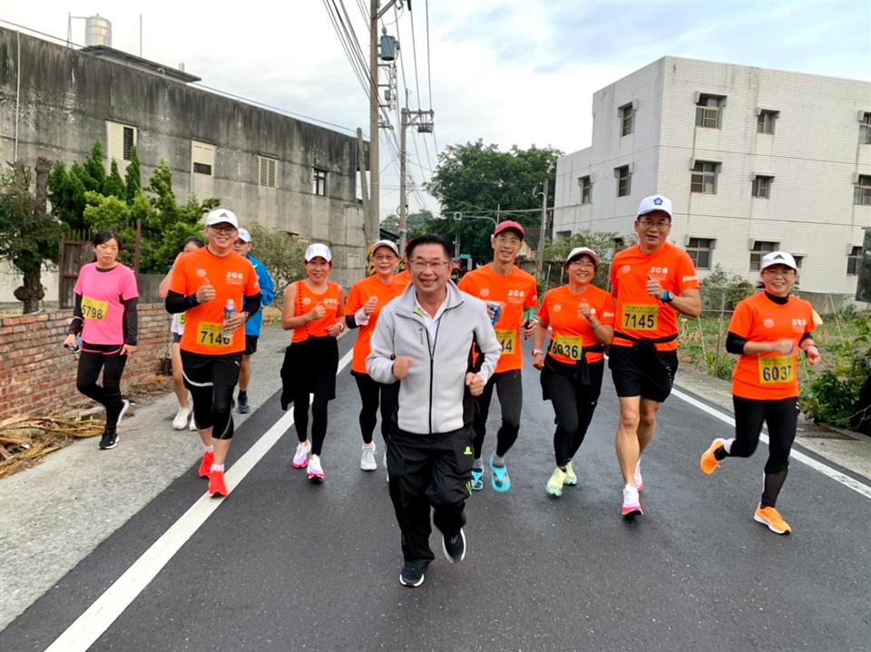 112年永靖鄉第37屆元旦升旗典禮暨路跑活動鄉長與民眾一起同樂