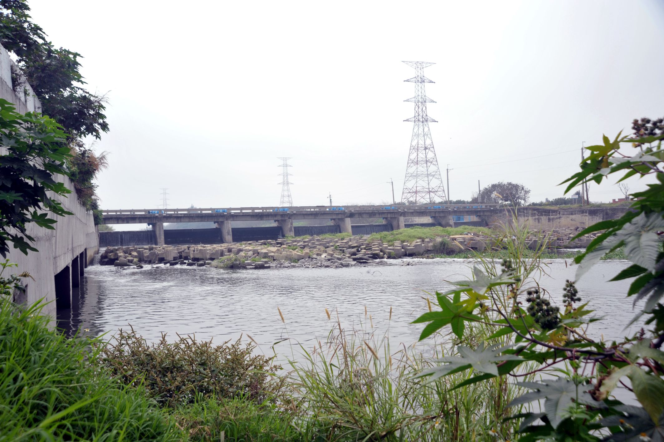 三和村三和村三和水閘門