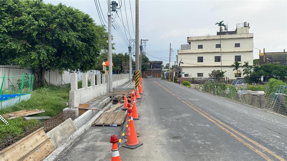 校園周邊暨行車安全道路改善計畫「彰化縣田尾鄉陸豐、仁豐、南鎮國小等周邊暨行車安全道路改善工程」施工中